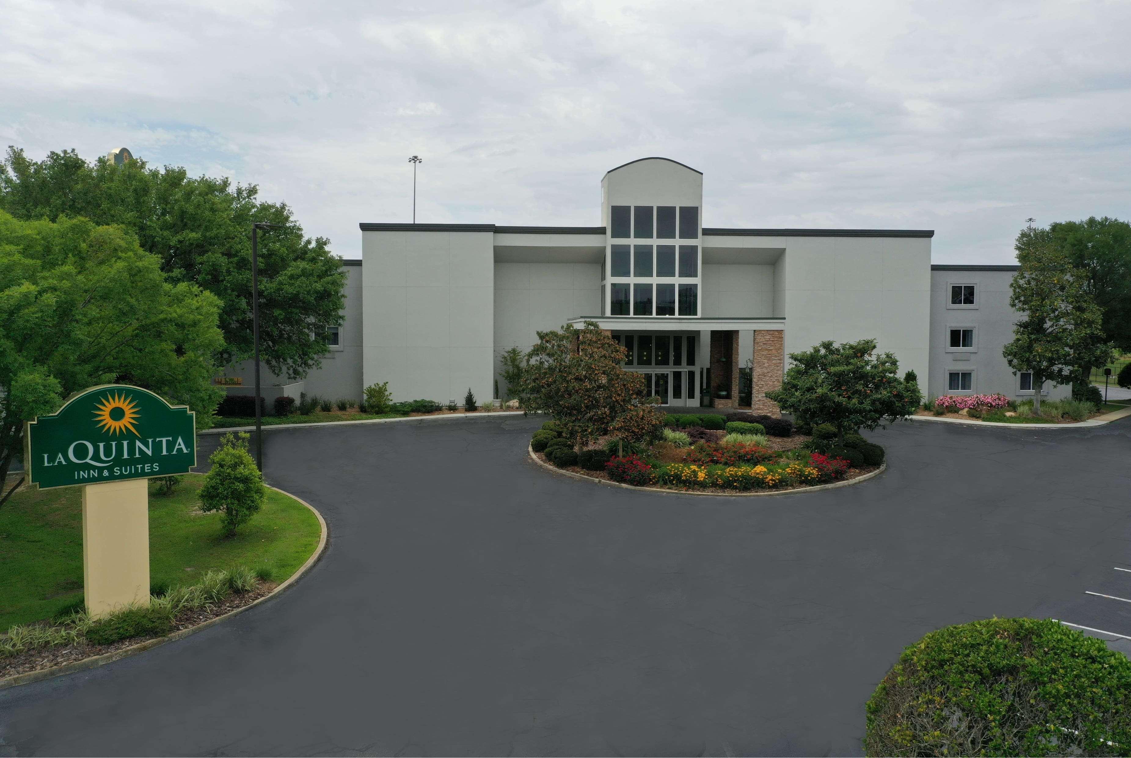 Hotel Wingate By Wyndham Valdosta/Moody Afb Exterior foto