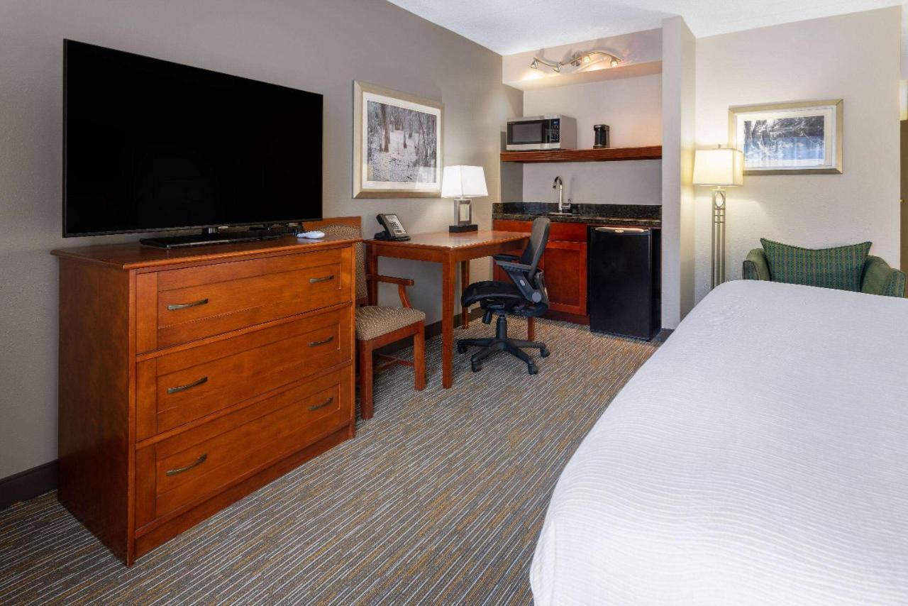 Hotel Wingate By Wyndham Valdosta/Moody Afb Exterior foto
